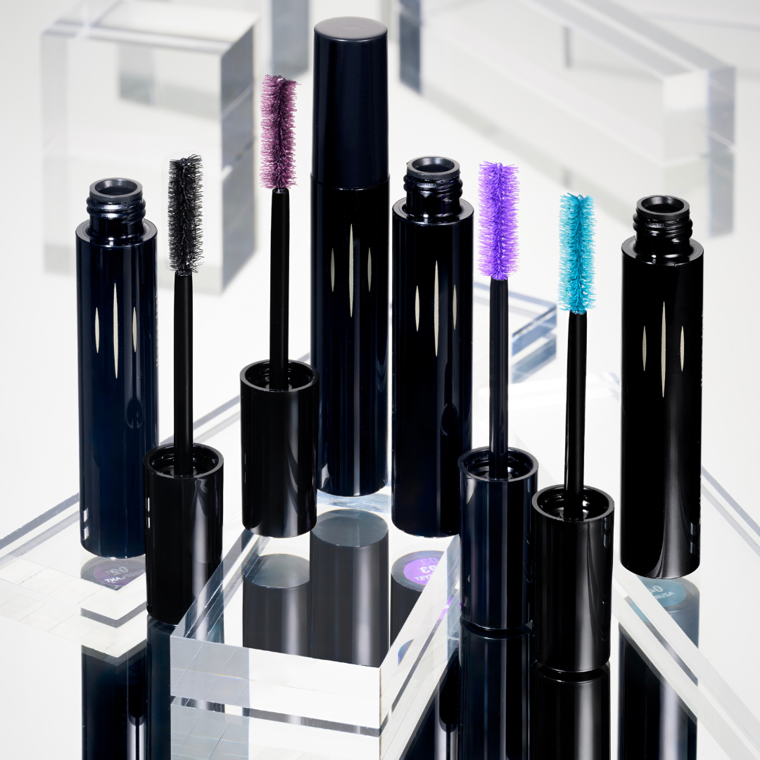 Hellenica Cosmetics-BRANDS-We design
innovative,
high-quality beauty
products